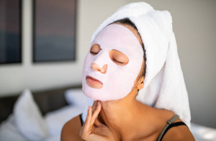 The Science Behind Facial Masks: Benefits and How to Use Them